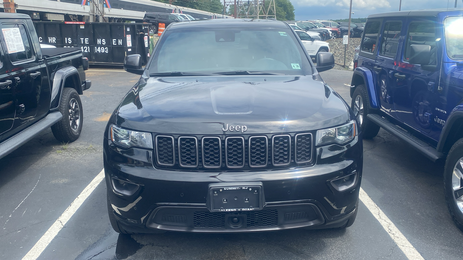 2021 Jeep Grand Cherokee Limited 3