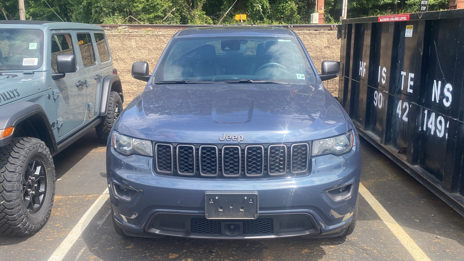 2021 Jeep Grand Cherokee Limited 3