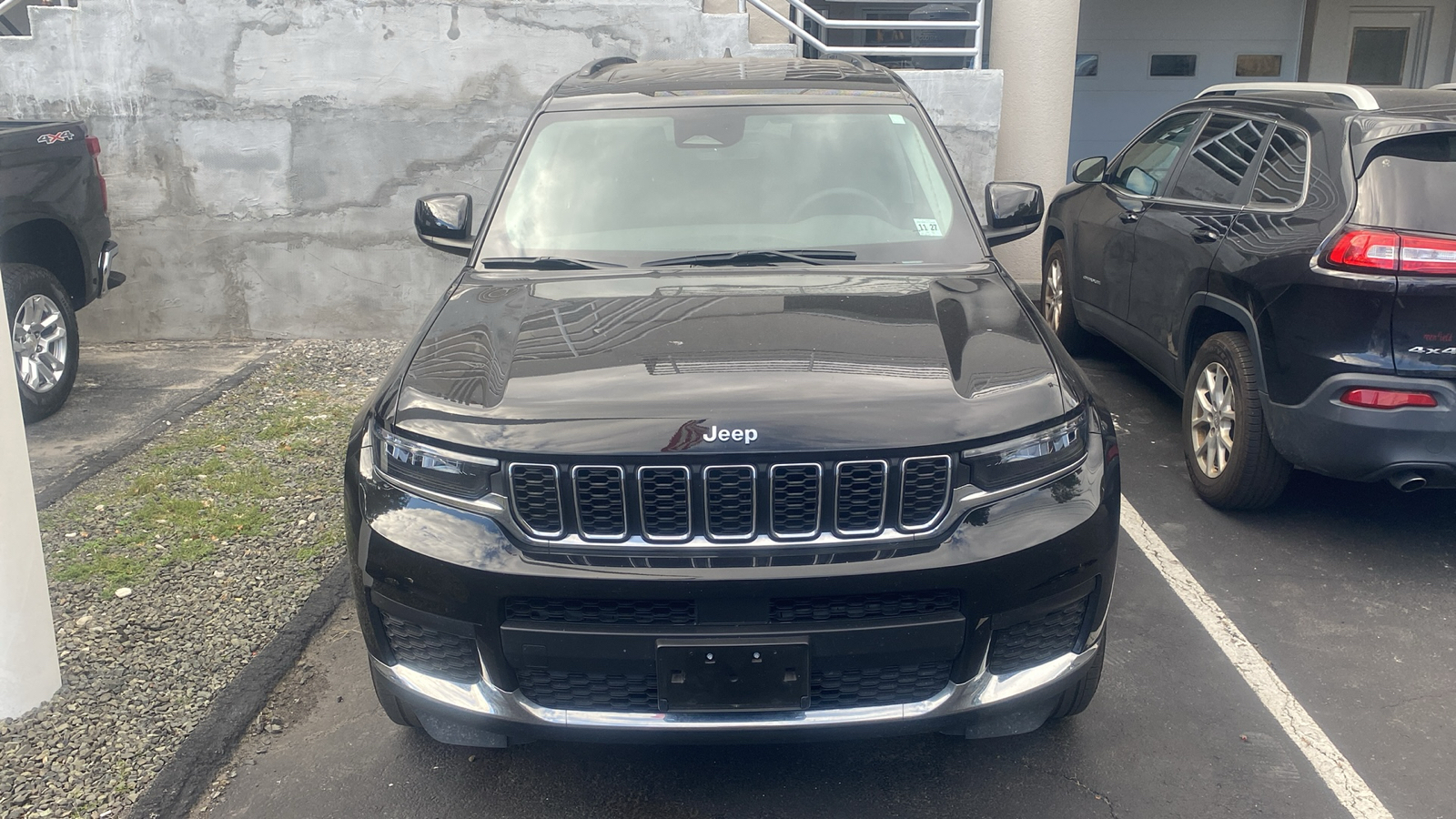 2023 Jeep Grand Cherokee L Laredo 4