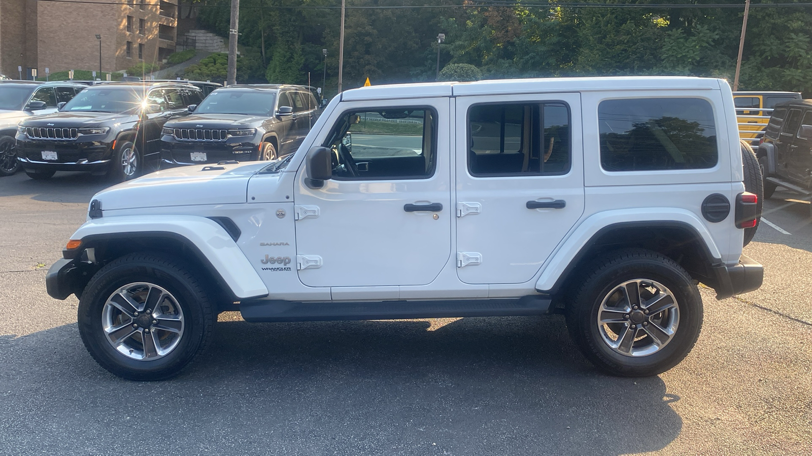 2021 Jeep Wrangler Unlimited Sahara 4