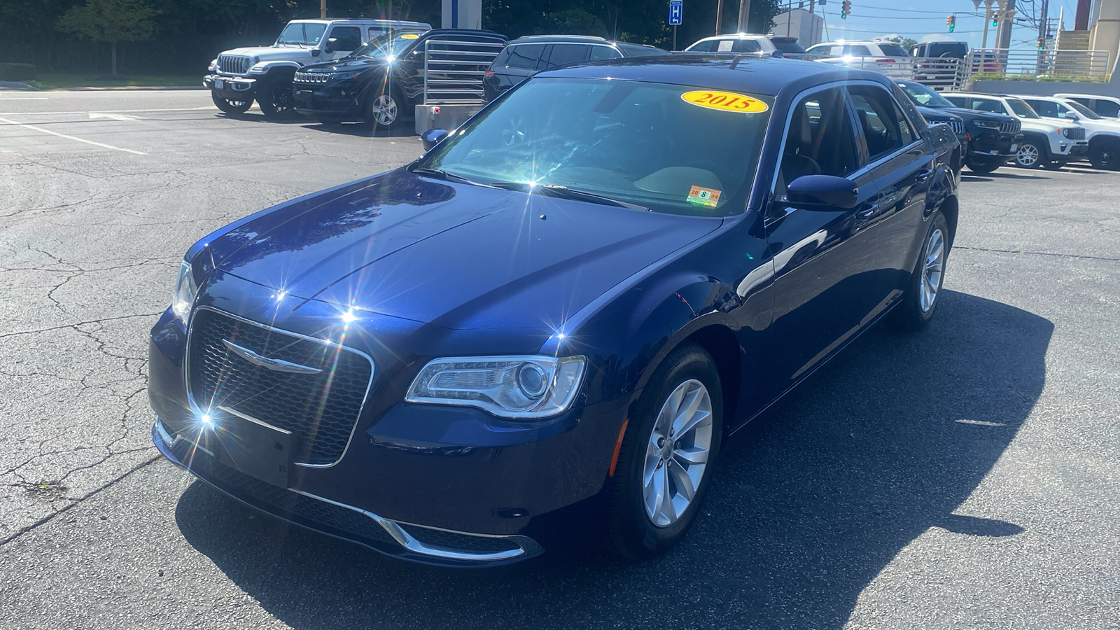 2015 Chrysler 300 Limited 3