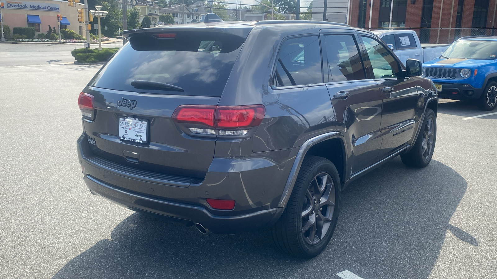 2021 Jeep Grand Cherokee 80th Anniversary 28