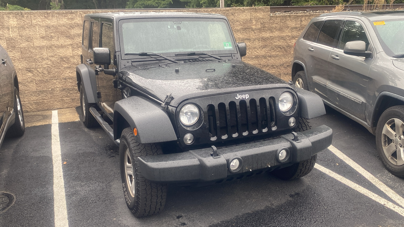 2018 Jeep Wrangler JK Unlimited Sport 2