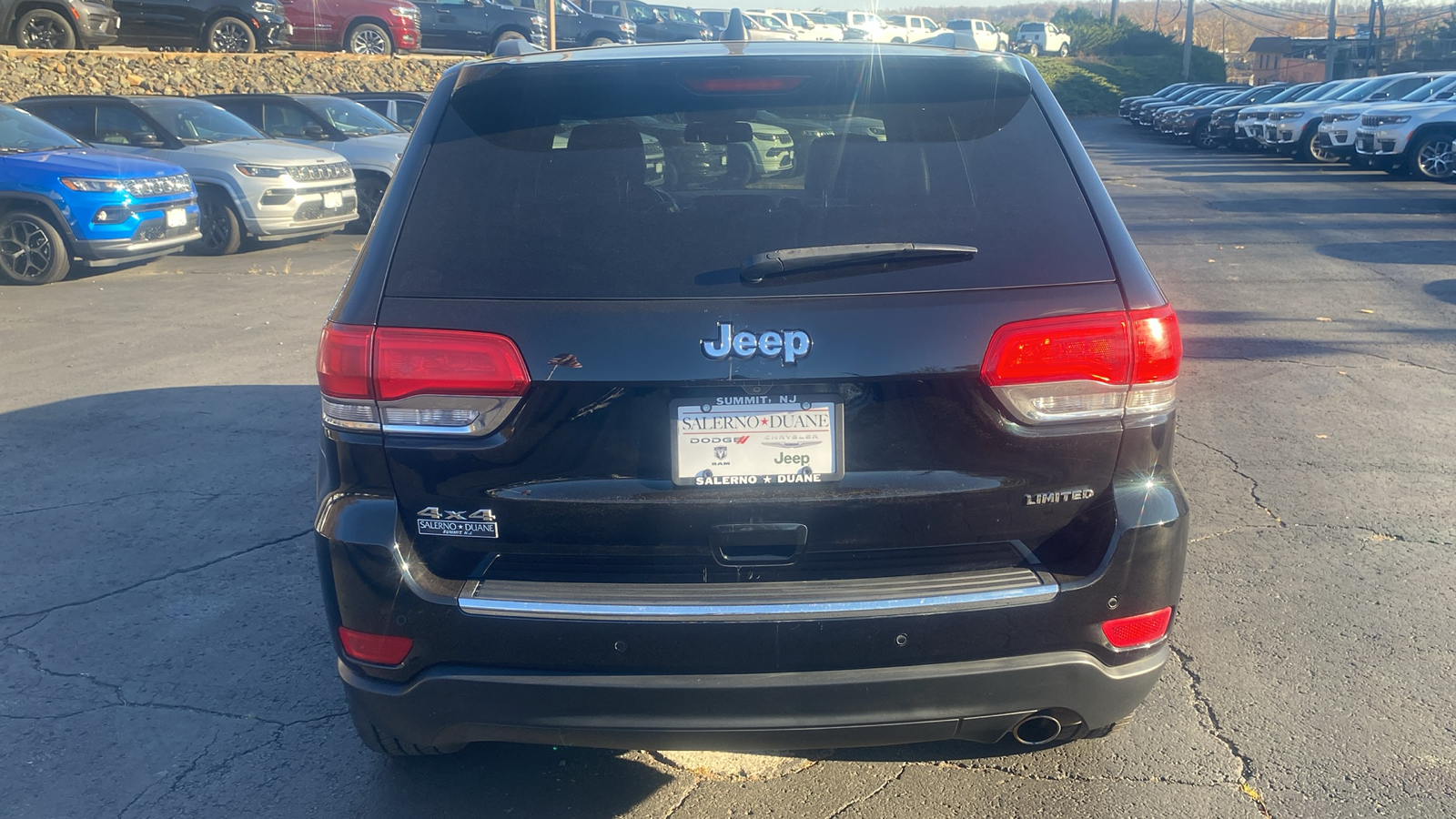 2015 Jeep Grand Cherokee Limited 25