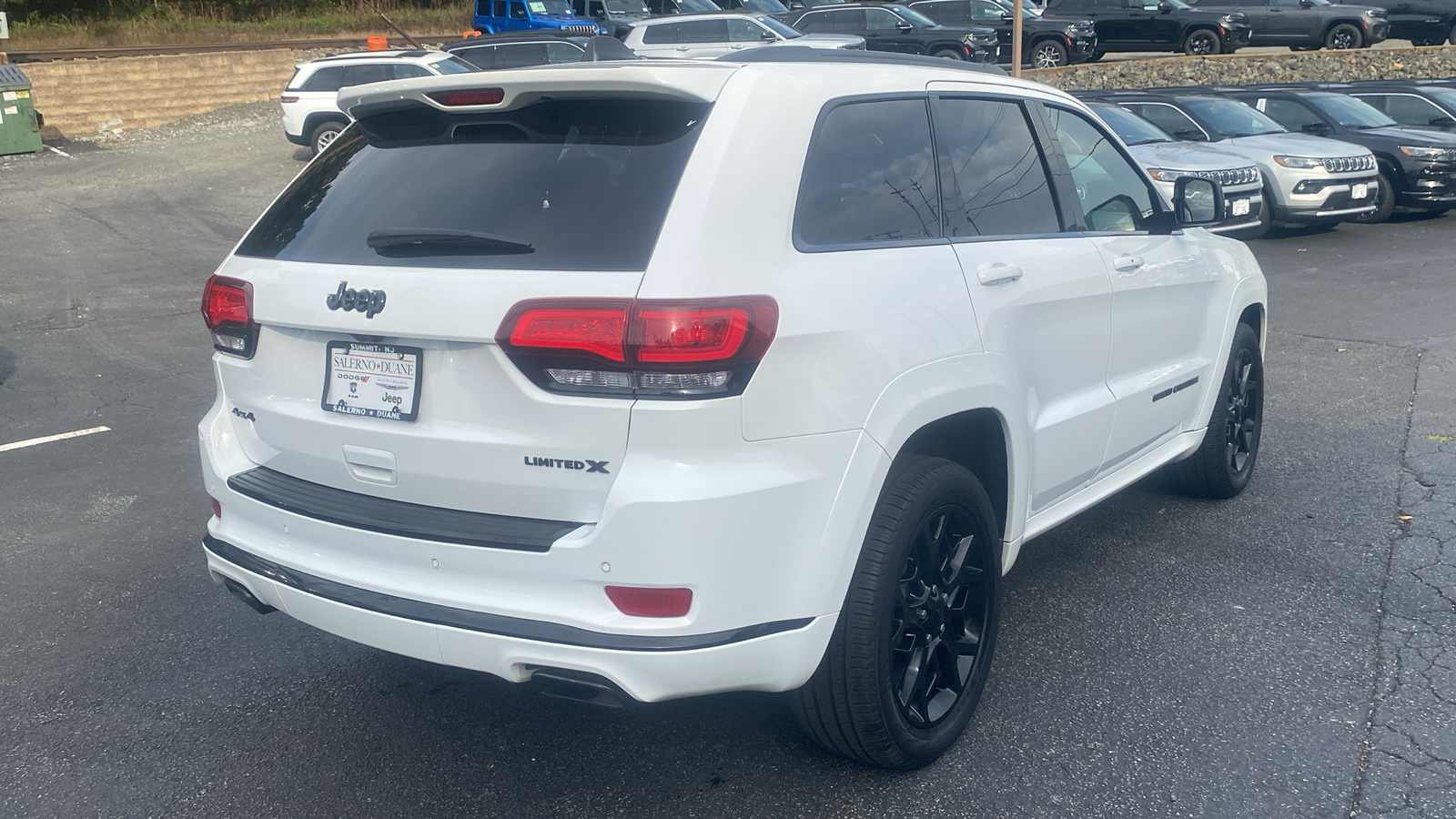 2021 Jeep Grand Cherokee Limited X 28