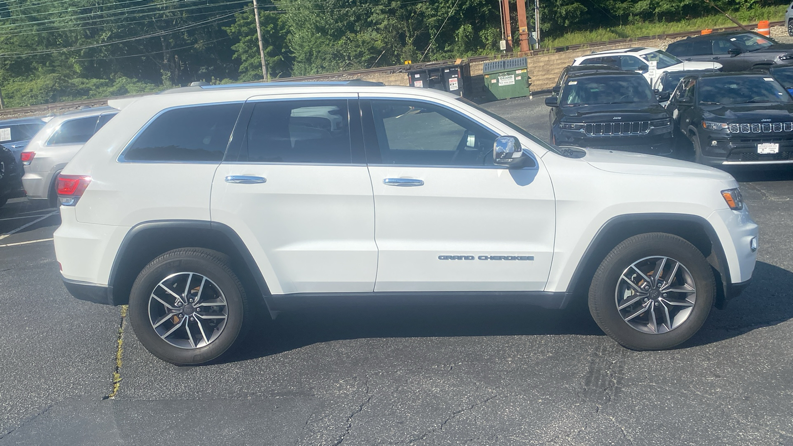 2021 Jeep Grand Cherokee Limited 29