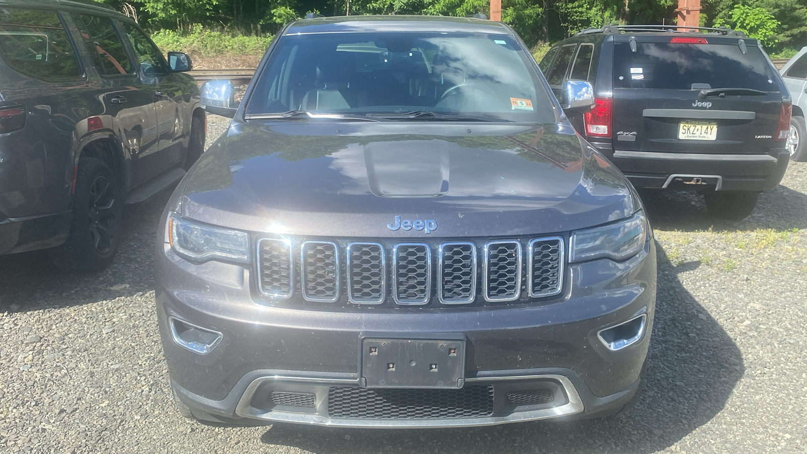 2017 Jeep Grand Cherokee Limited 3