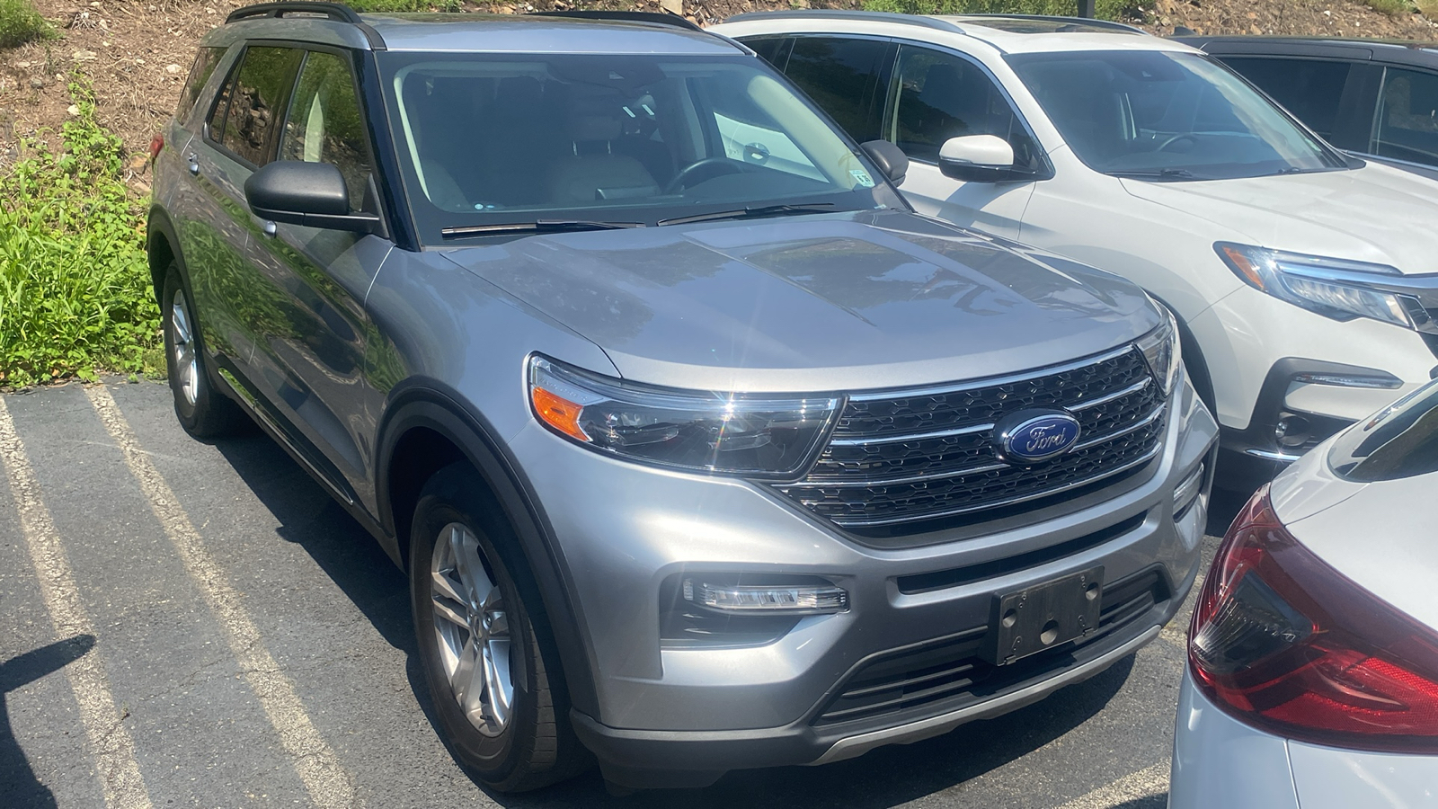 2021 Ford Explorer XLT 4