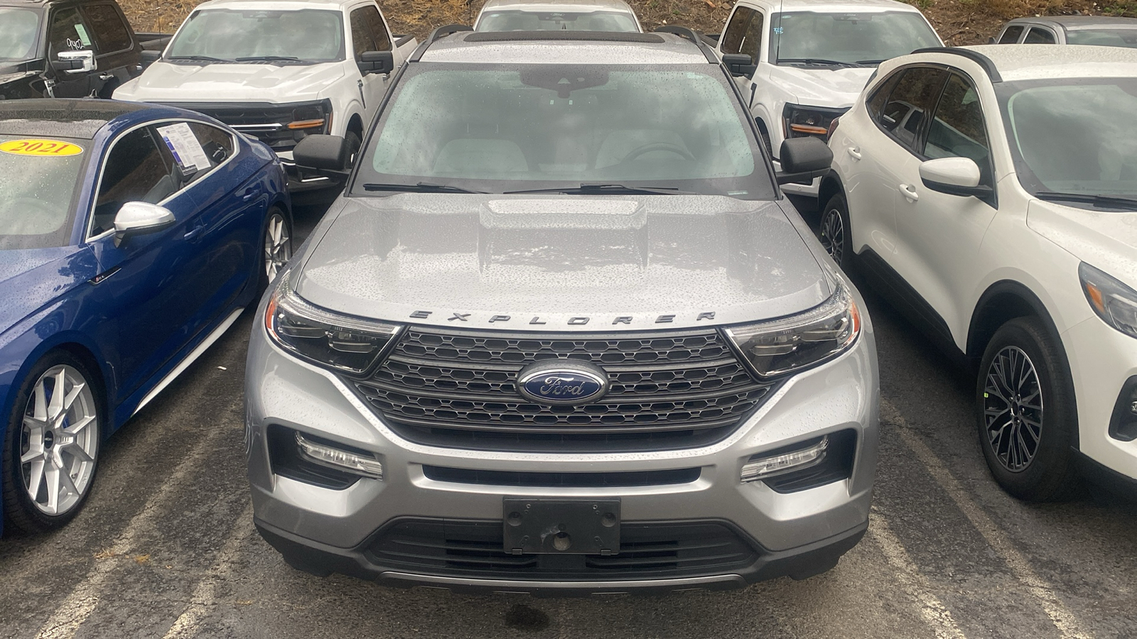 2021 Ford Explorer XLT 4