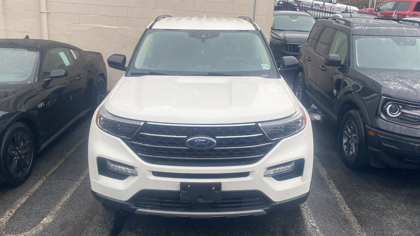 2021 Ford Explorer XLT 4