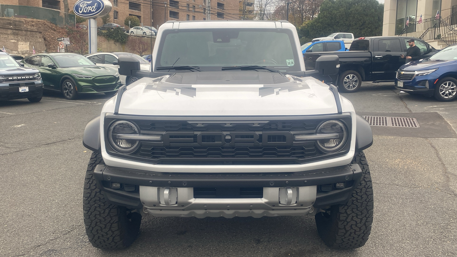 2023 Ford Bronco Raptor 2