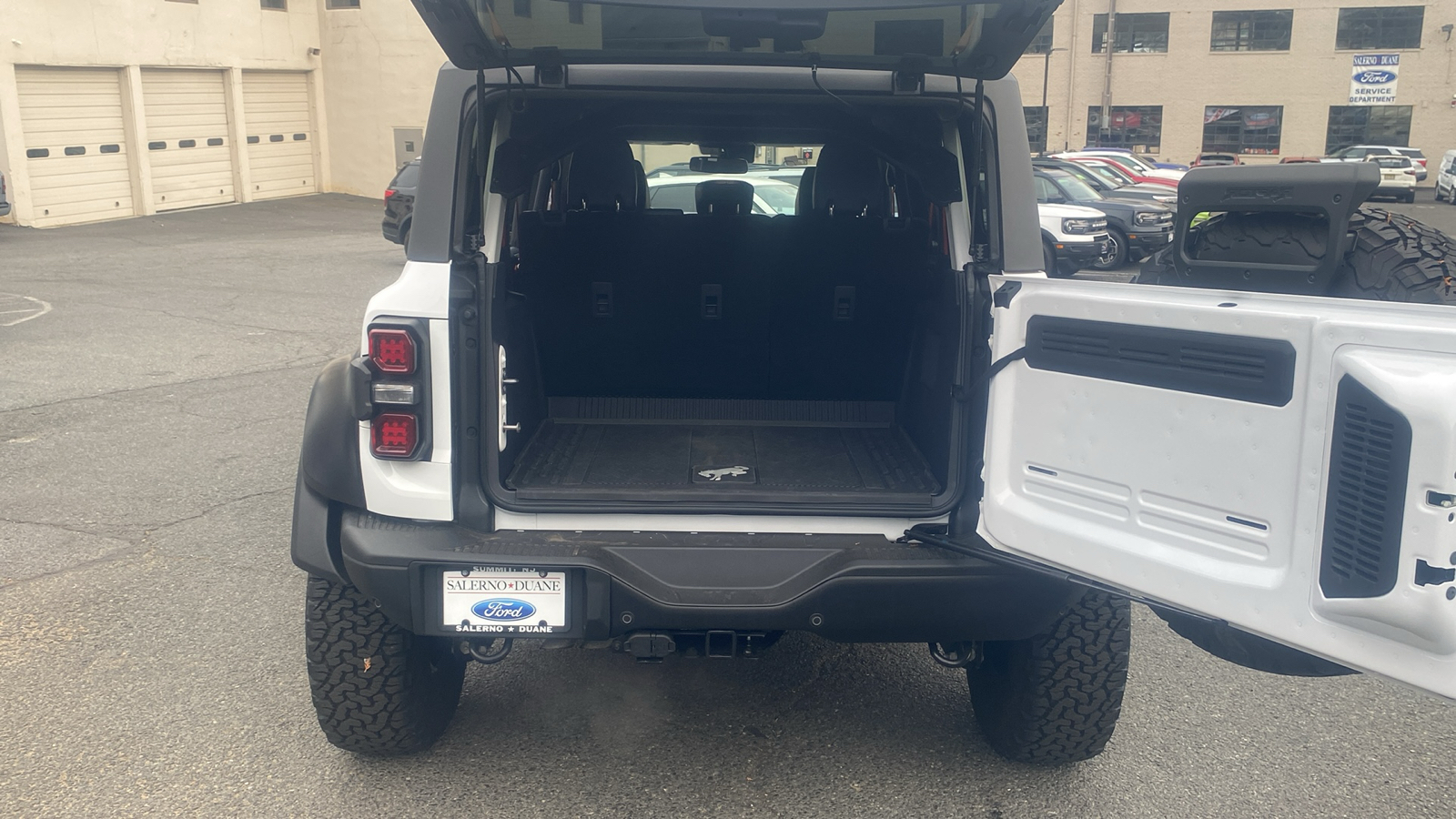 2023 Ford Bronco Raptor 25