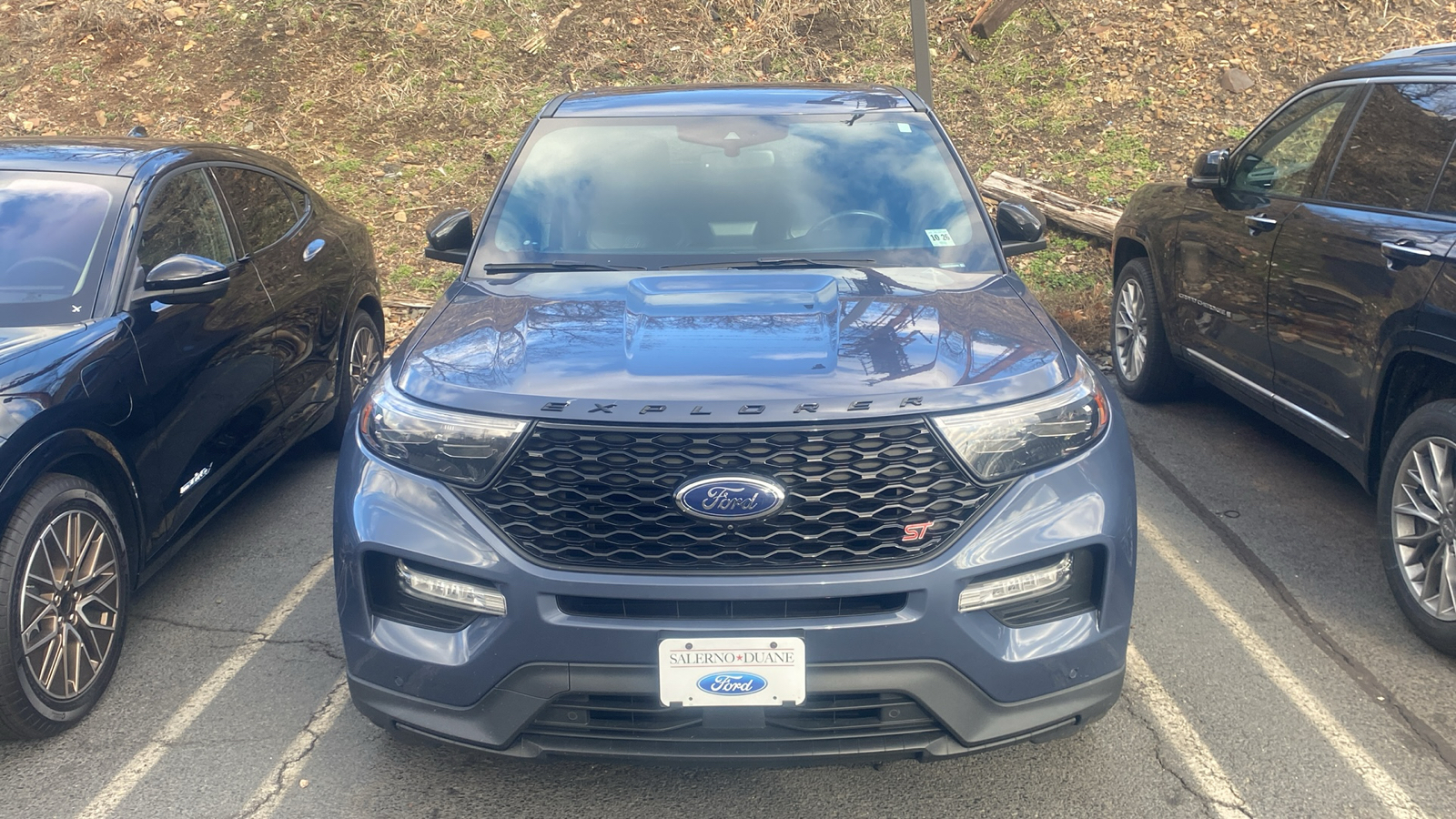 2021 Ford Explorer ST 3