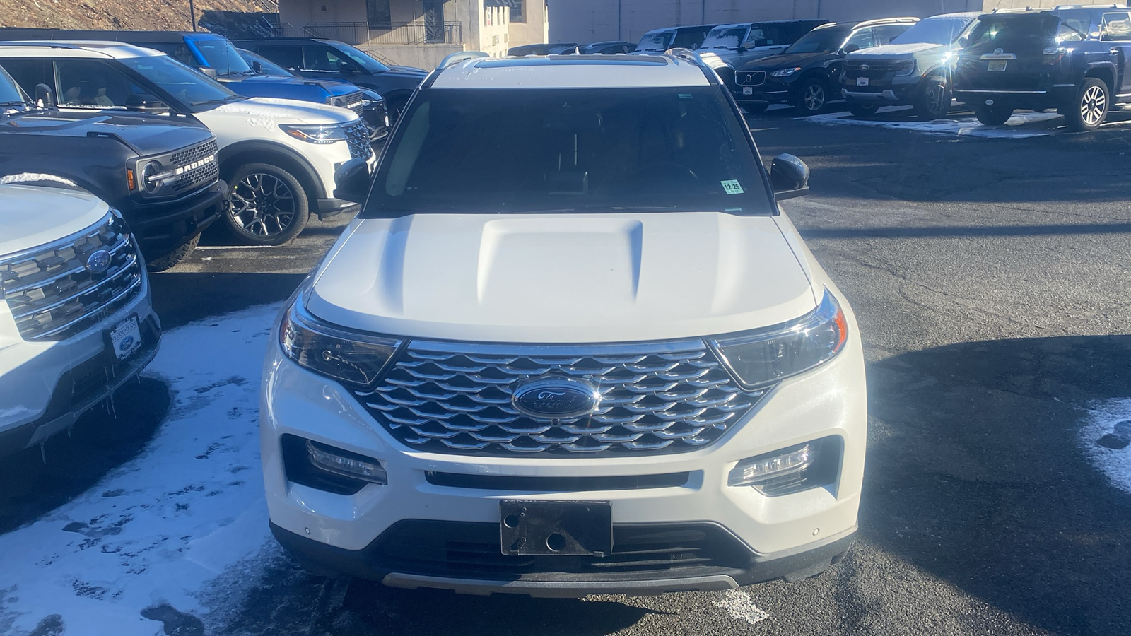 2021 Ford Explorer Platinum 4