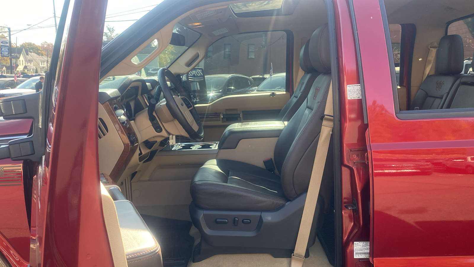 2015 Ford Super Duty F-350 SRW King Ranch 18