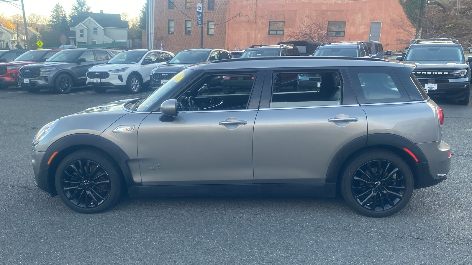 2017 MINI Clubman Cooper S 4