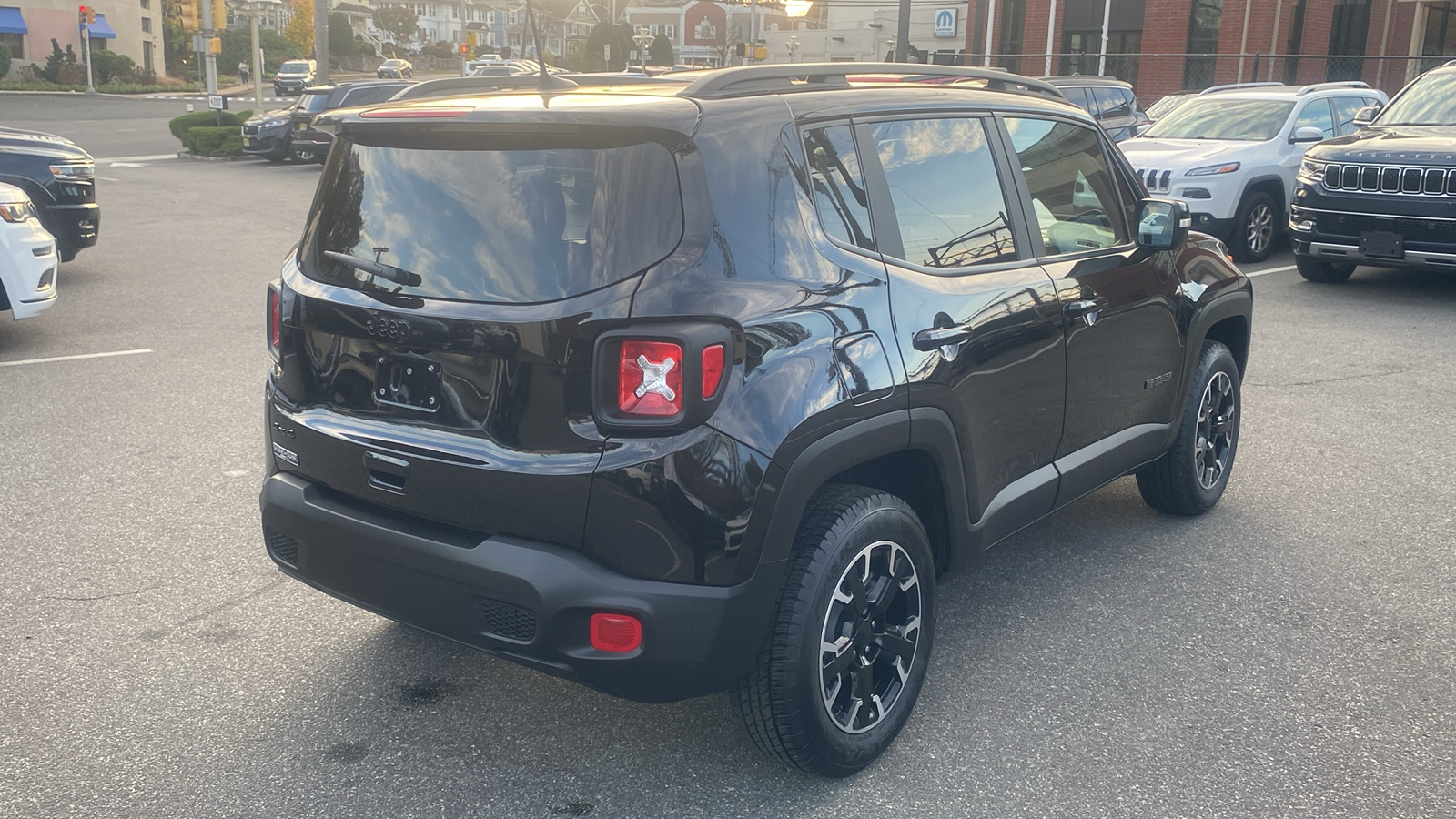 2023 Jeep Renegade Upland 27