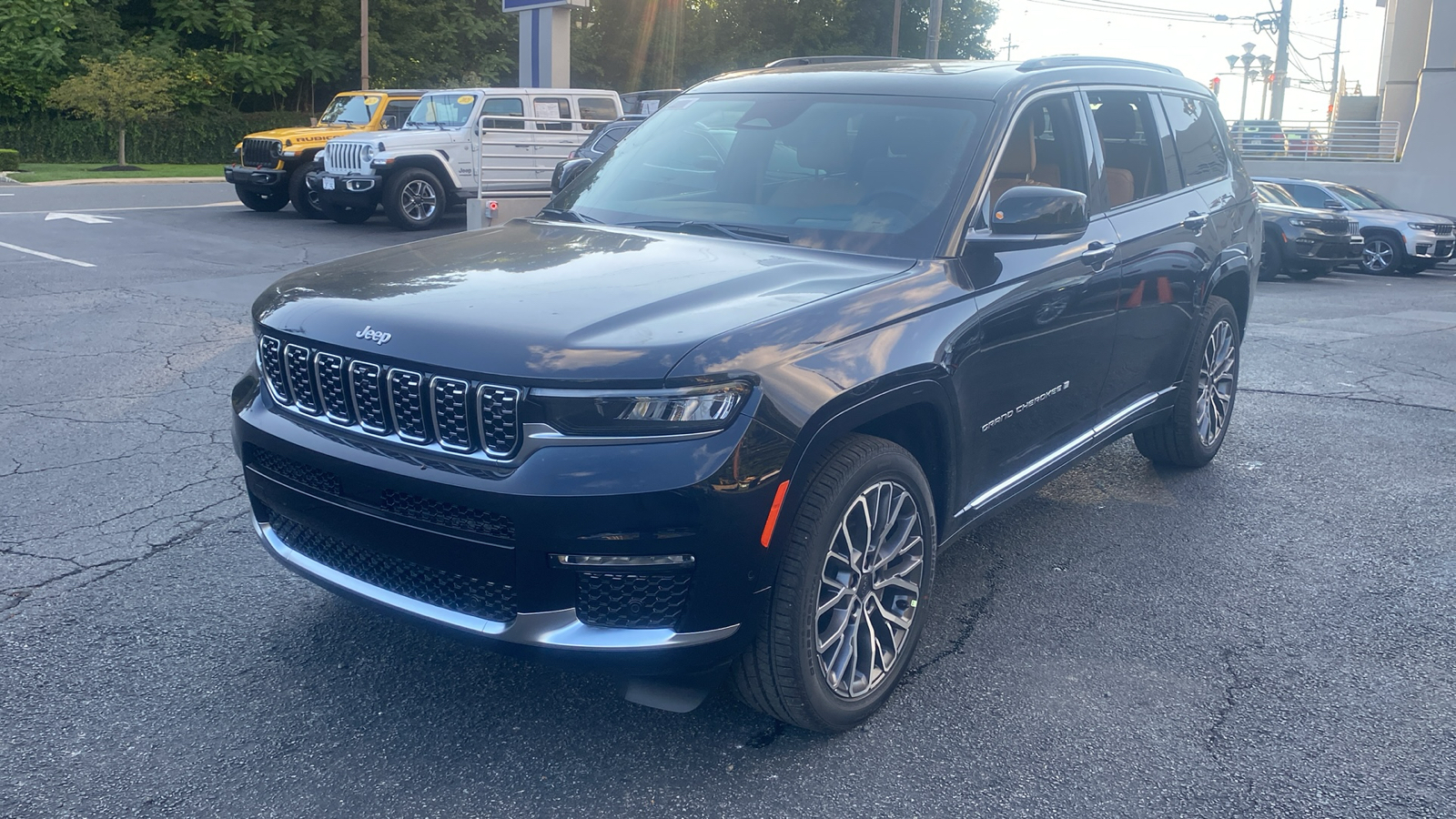 2024 Jeep Grand Cherokee L Summit Reserve 3