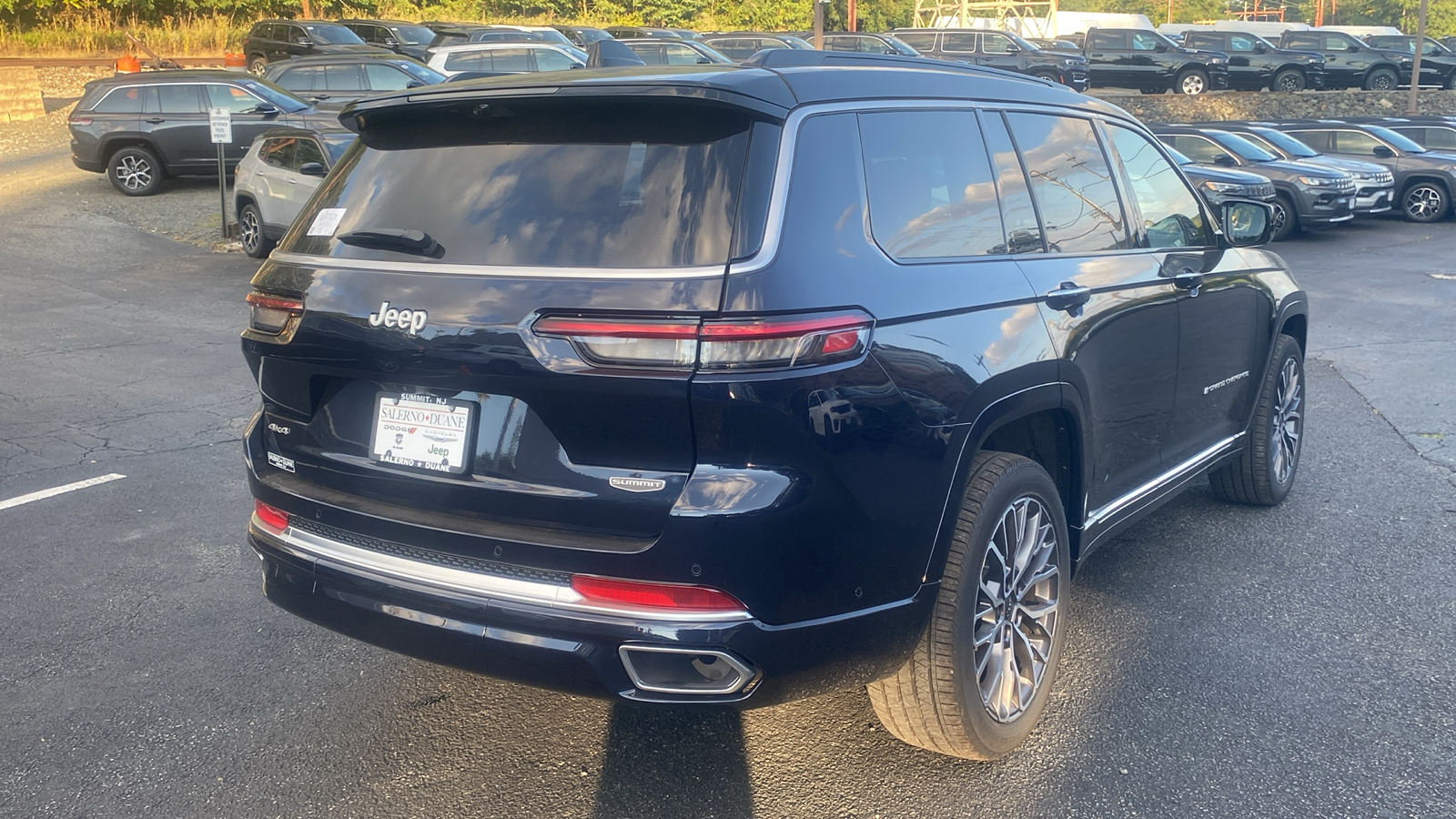 2024 Jeep Grand Cherokee L Summit Reserve 28