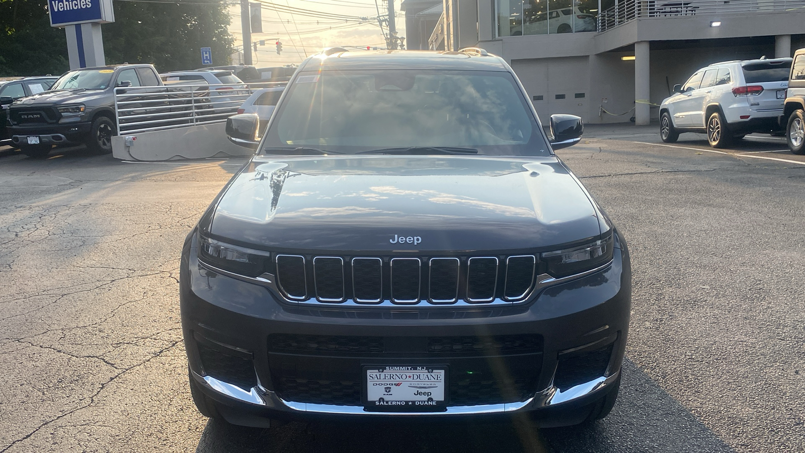 2024 Jeep Grand Cherokee L Limited 2