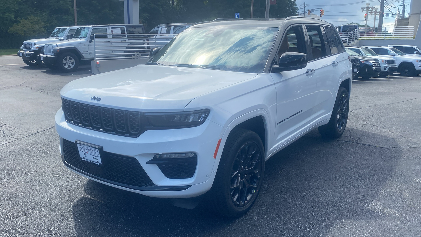 2024 Jeep Grand Cherokee Summit Reserve 3