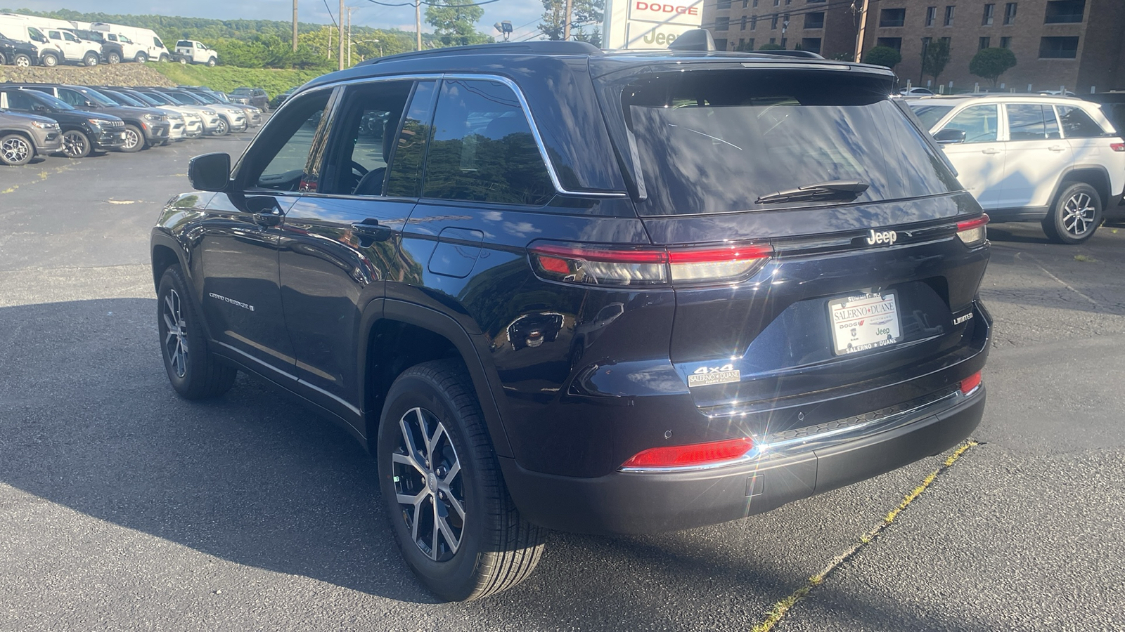 2024 Jeep Grand Cherokee Limited 25