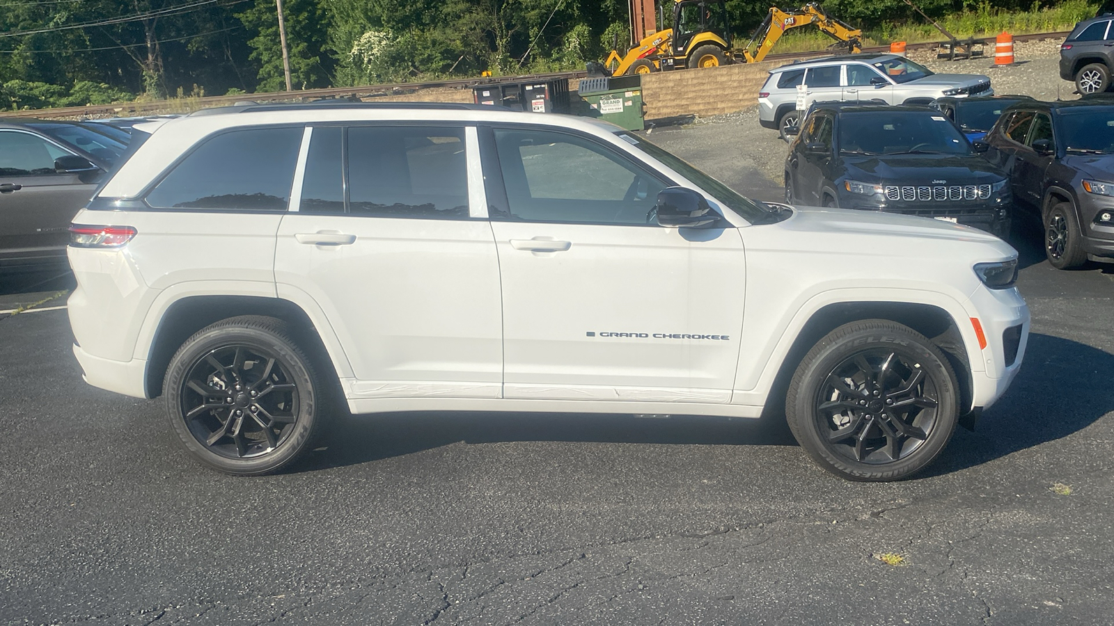 2024 Jeep Grand Cherokee 4xe Anniversary Edition 29