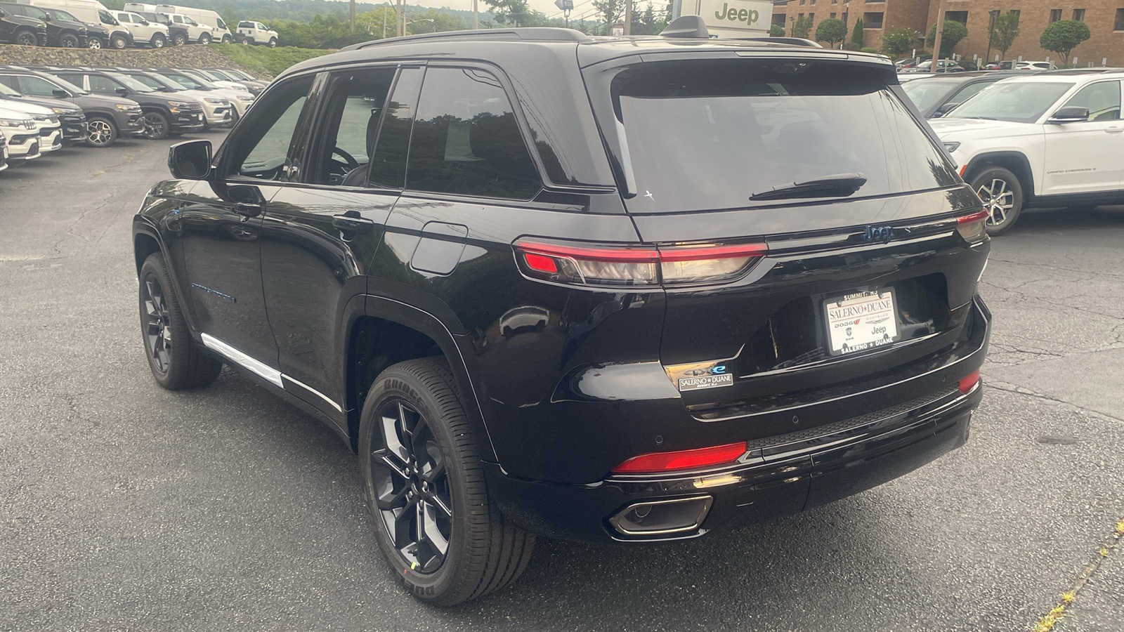 2024 Jeep Grand Cherokee 4xe Anniversary Edition 26