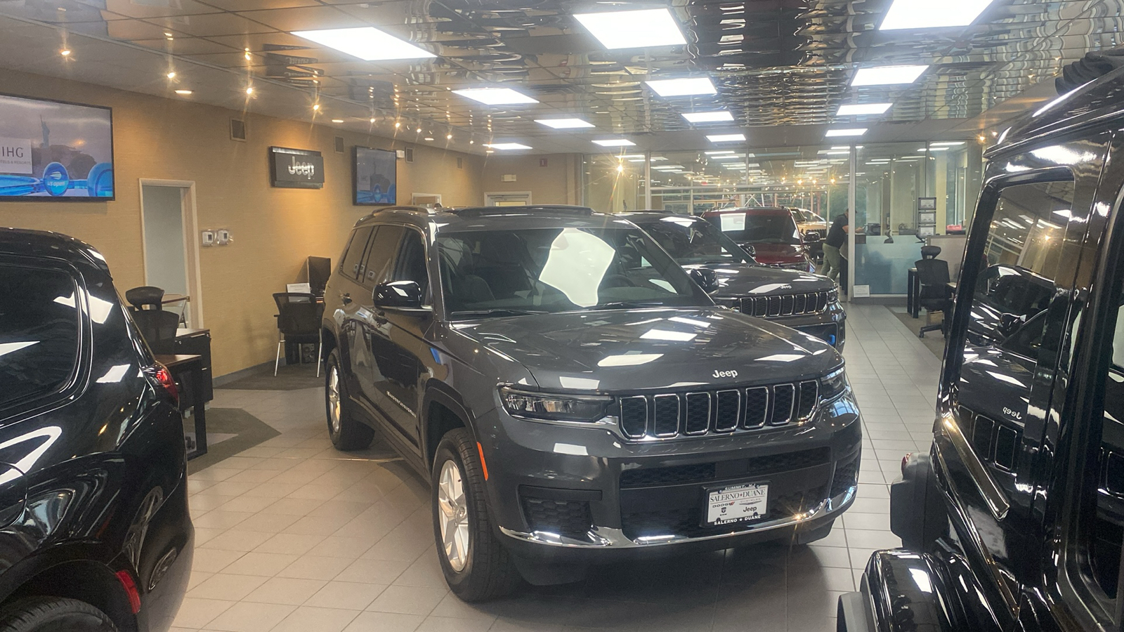 2024 Jeep Grand Cherokee L Laredo X 1