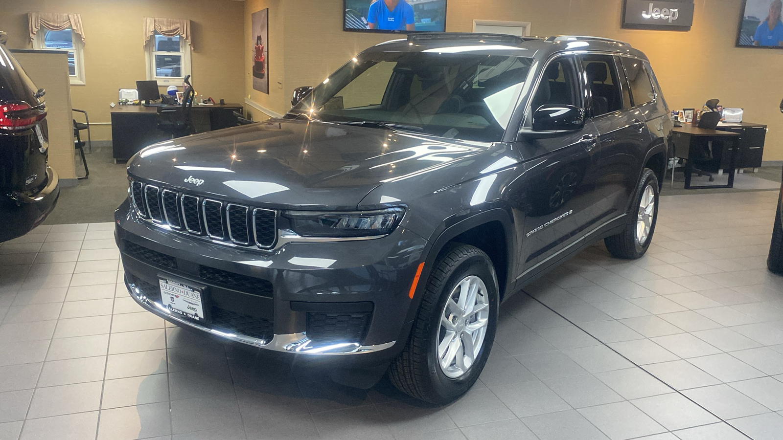 2024 Jeep Grand Cherokee L Laredo X 3