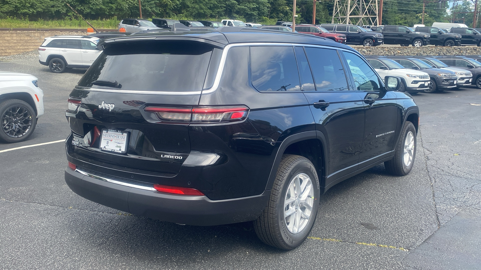 2024 Jeep Grand Cherokee L Laredo X 29