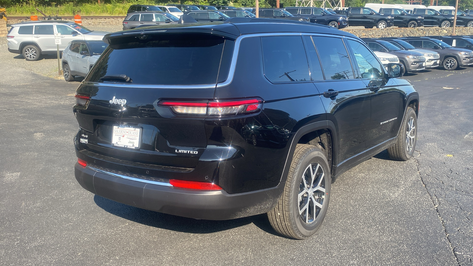 2024 Jeep Grand Cherokee L Limited 30