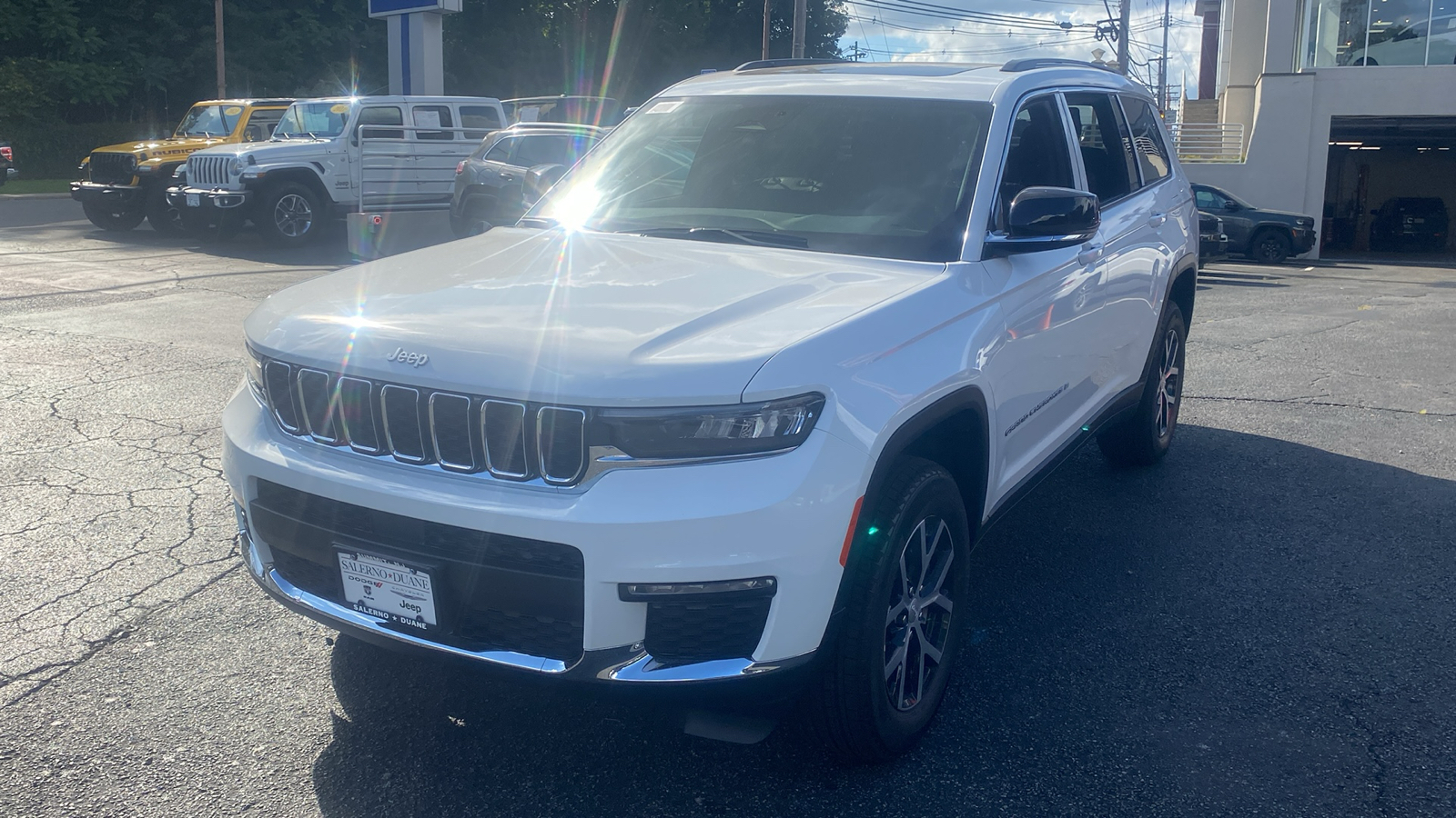 2024 Jeep Grand Cherokee L Limited 3