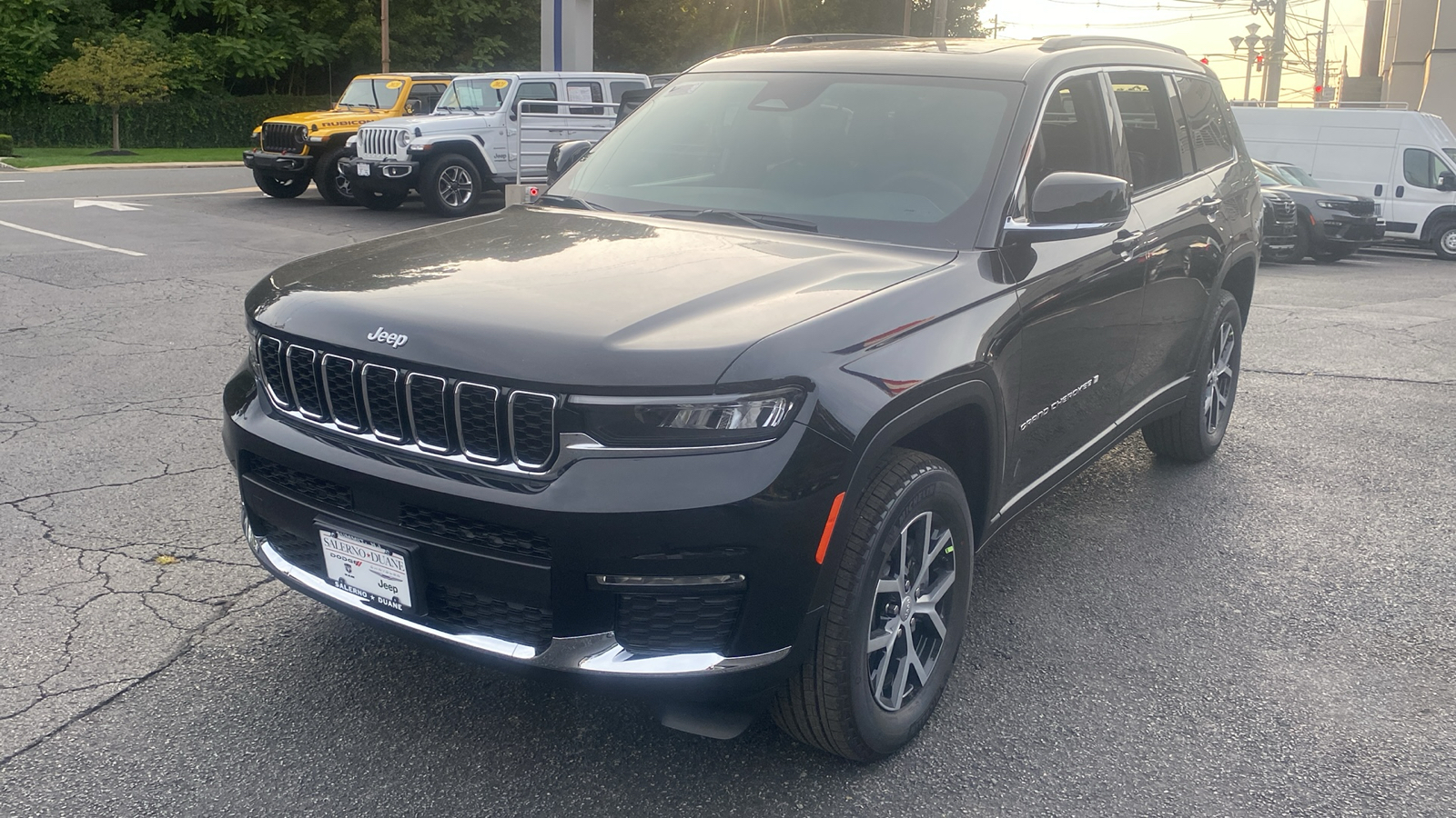 2024 Jeep Grand Cherokee L Limited 3