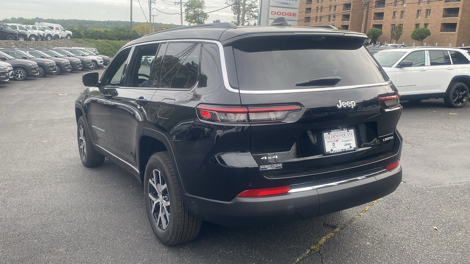 2024 Jeep Grand Cherokee L Limited 26