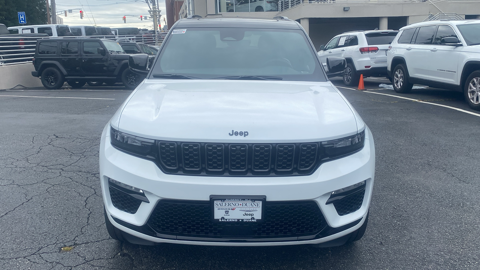 2024 Jeep Grand Cherokee Summit Reserve 2