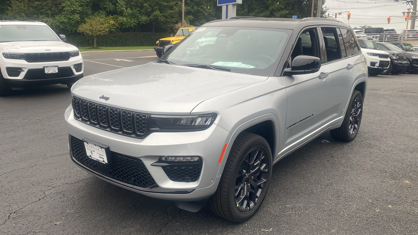 2024 Jeep Grand Cherokee Summit Reserve 3