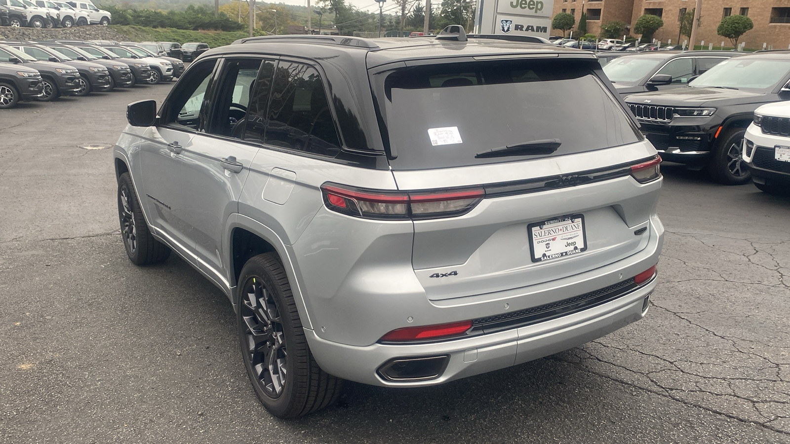 2024 Jeep Grand Cherokee Summit Reserve 25