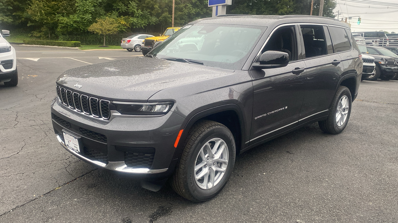 2024 Jeep Grand Cherokee L Laredo X 3