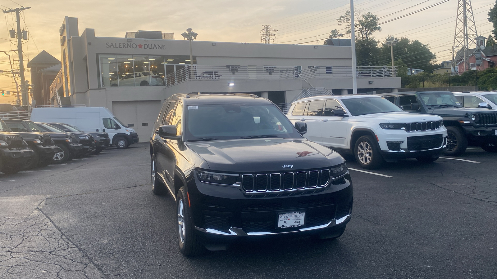 2024 Jeep Grand Cherokee L Laredo X 1