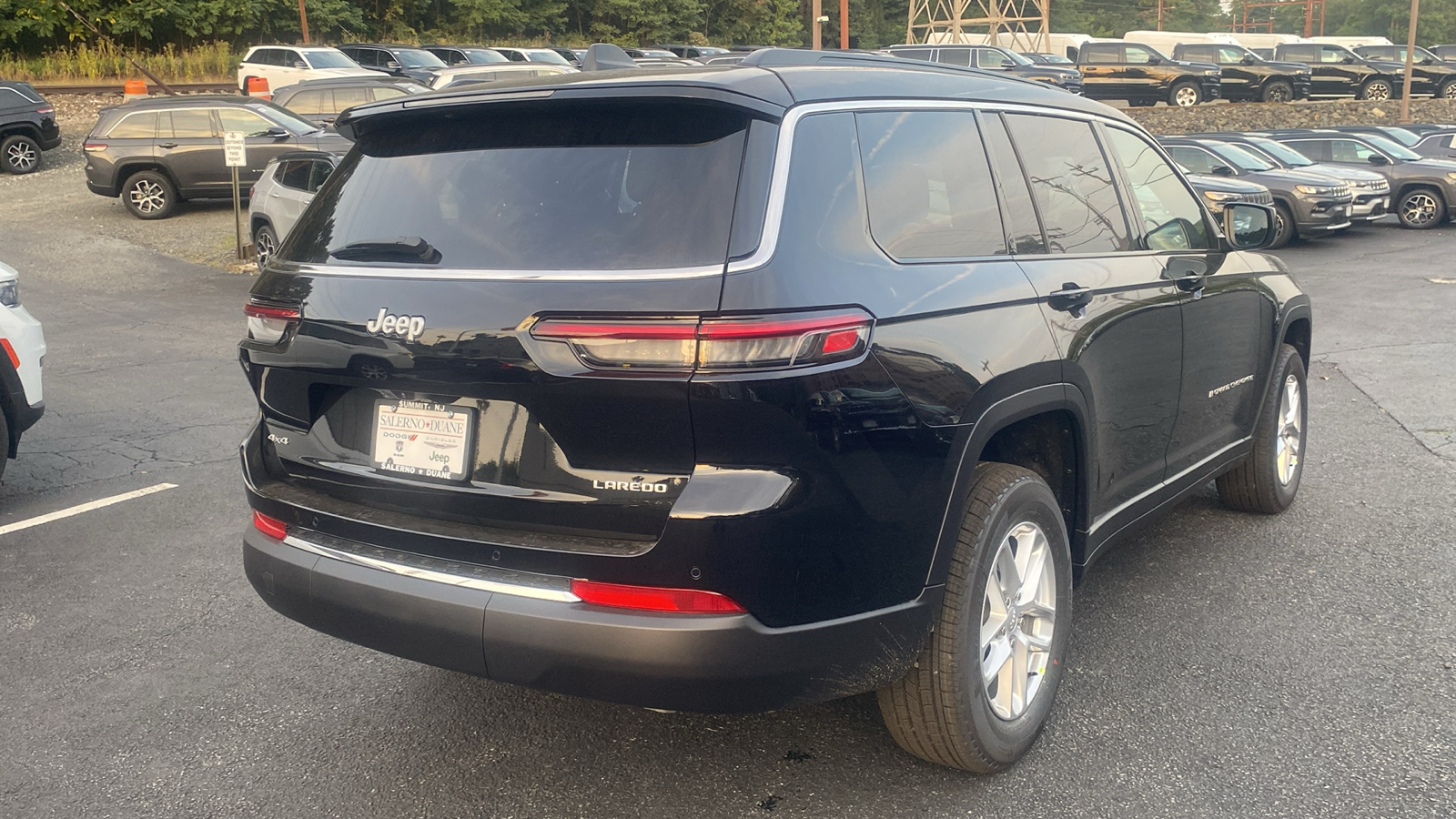 2024 Jeep Grand Cherokee L Laredo X 29