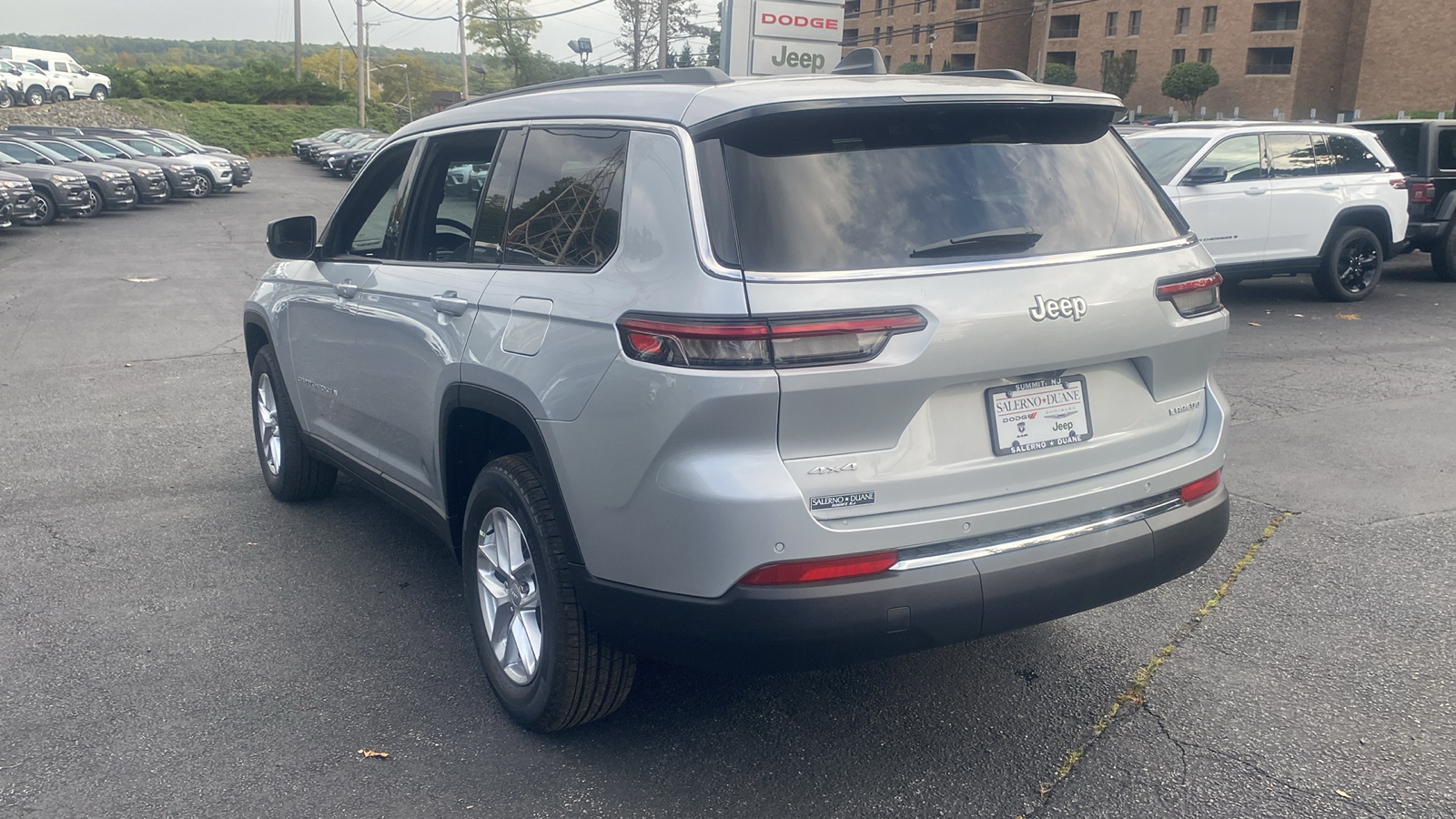 2024 Jeep Grand Cherokee L Laredo X 26