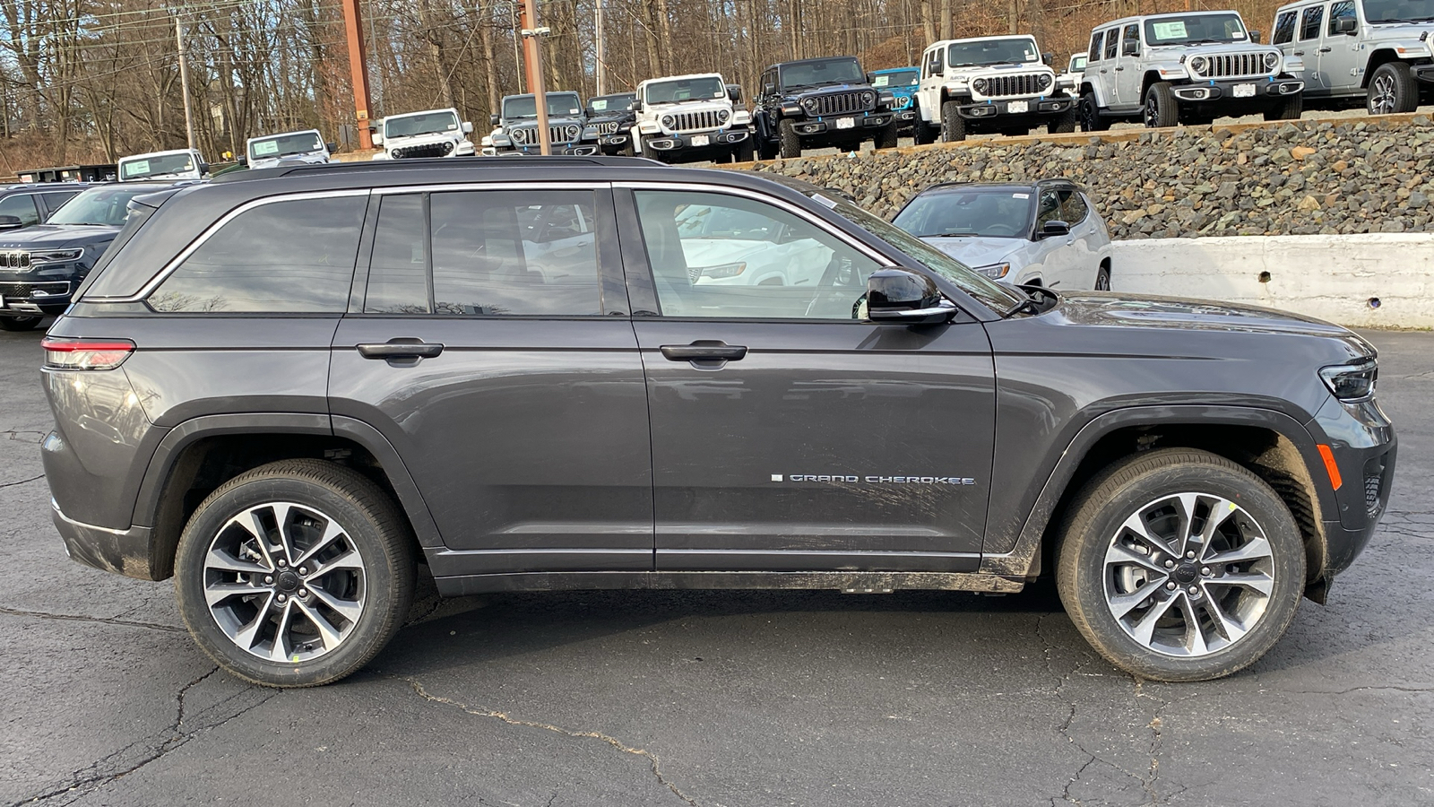 2024 Jeep Grand Cherokee 4xe Overland 29