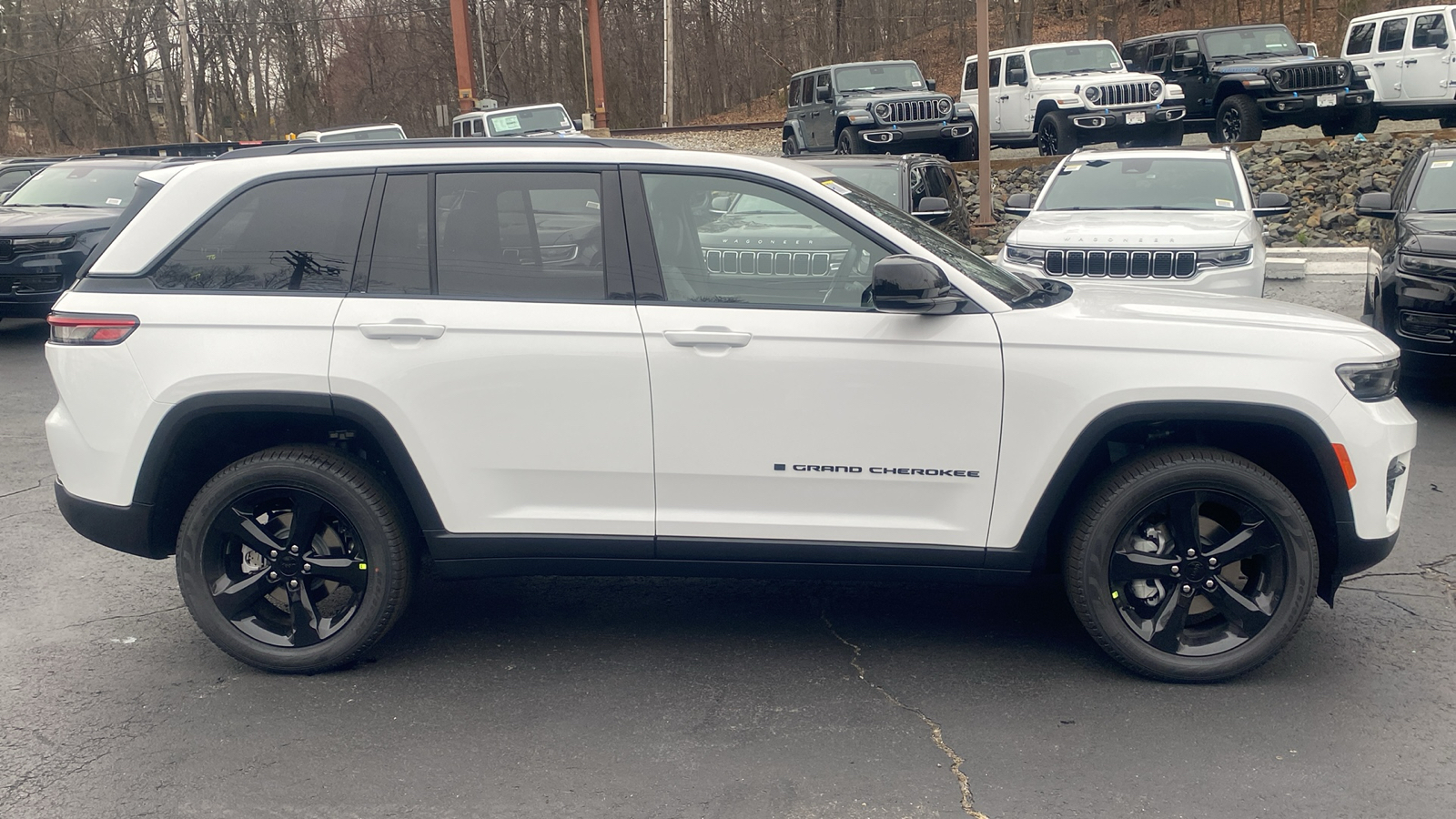 2024 Jeep Grand Cherokee Limited 29