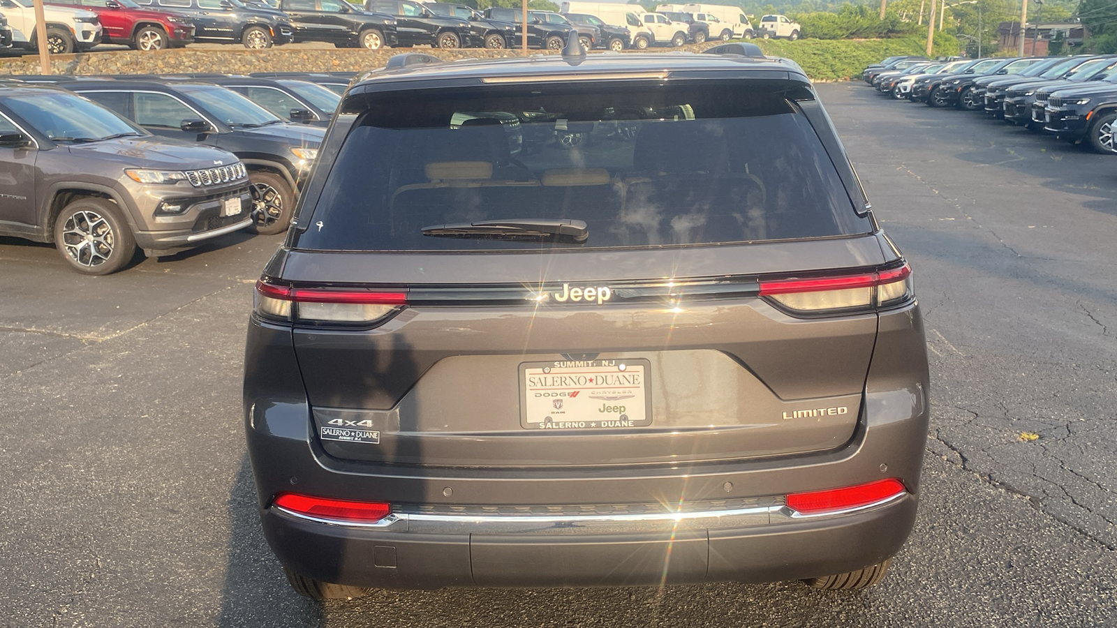 2024 Jeep Grand Cherokee Limited 26