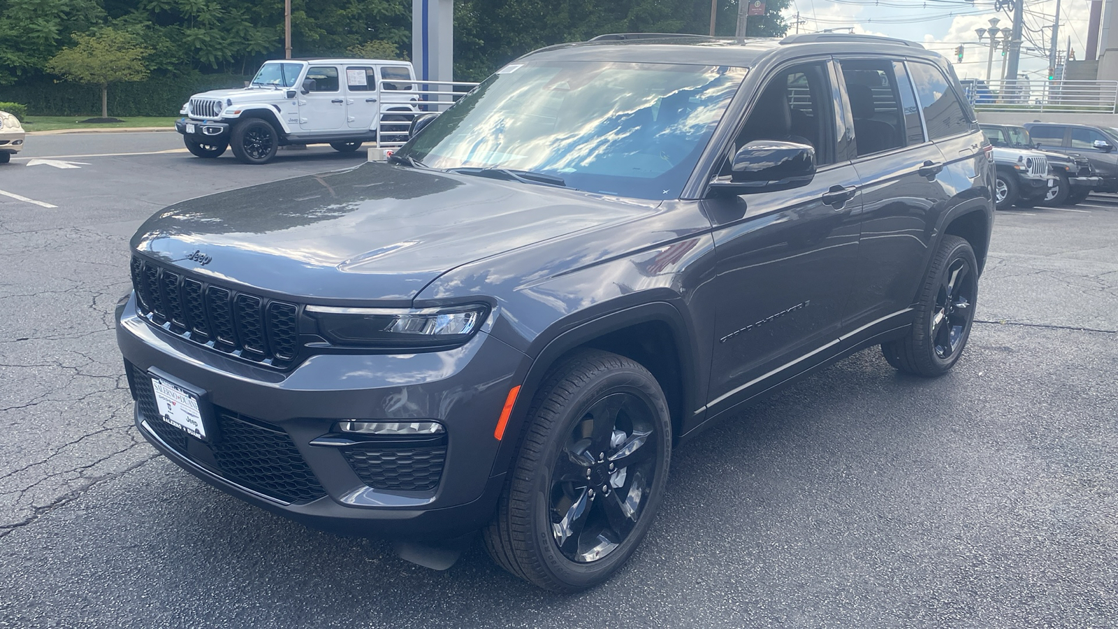 2024 Jeep Grand Cherokee Limited 3