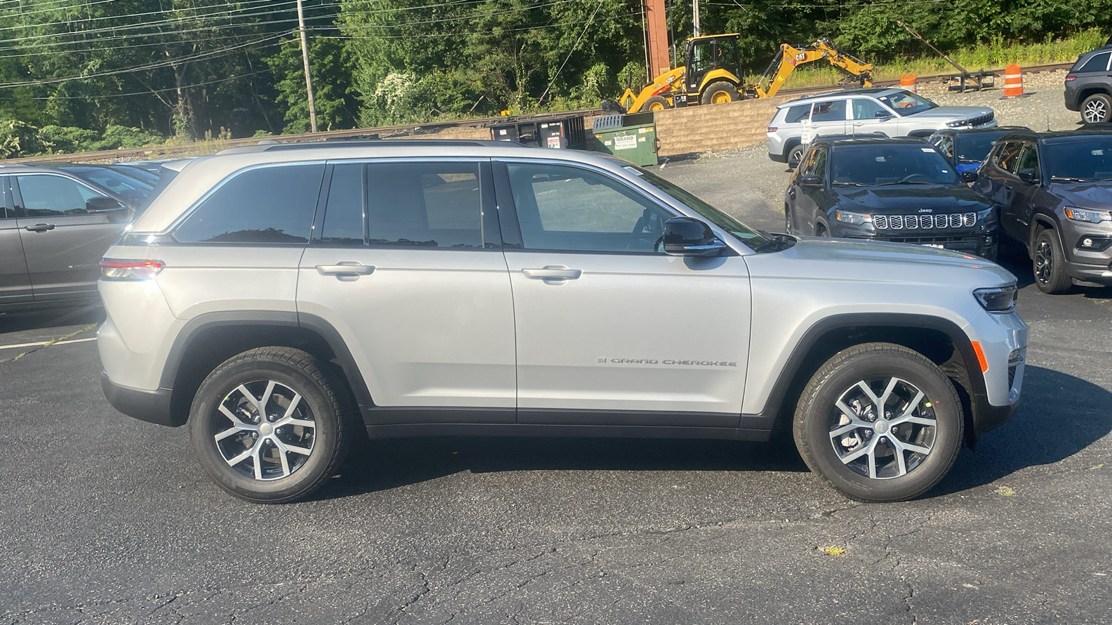 2024 Jeep Grand Cherokee Limited 29