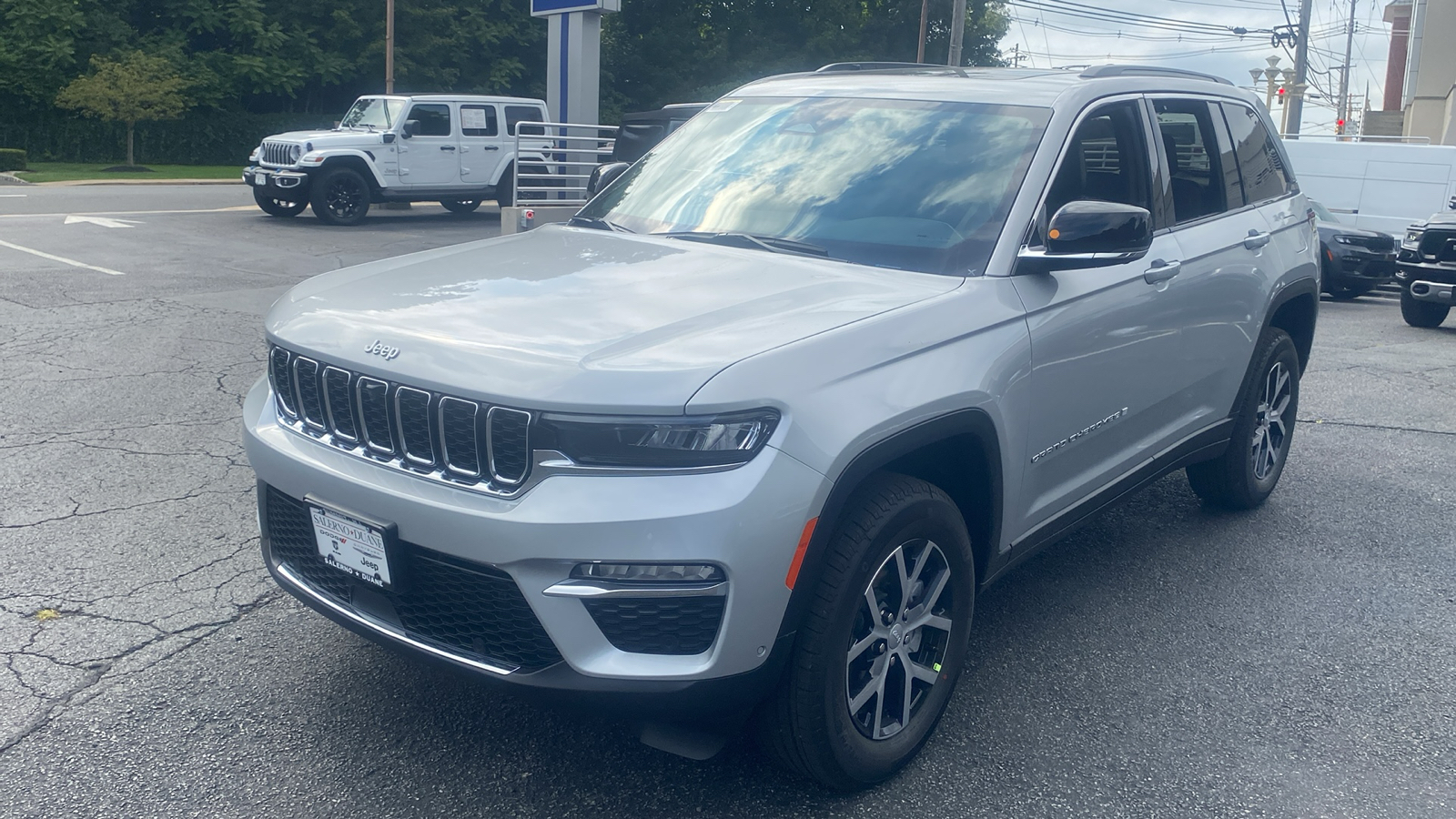 2024 Jeep Grand Cherokee Limited 3