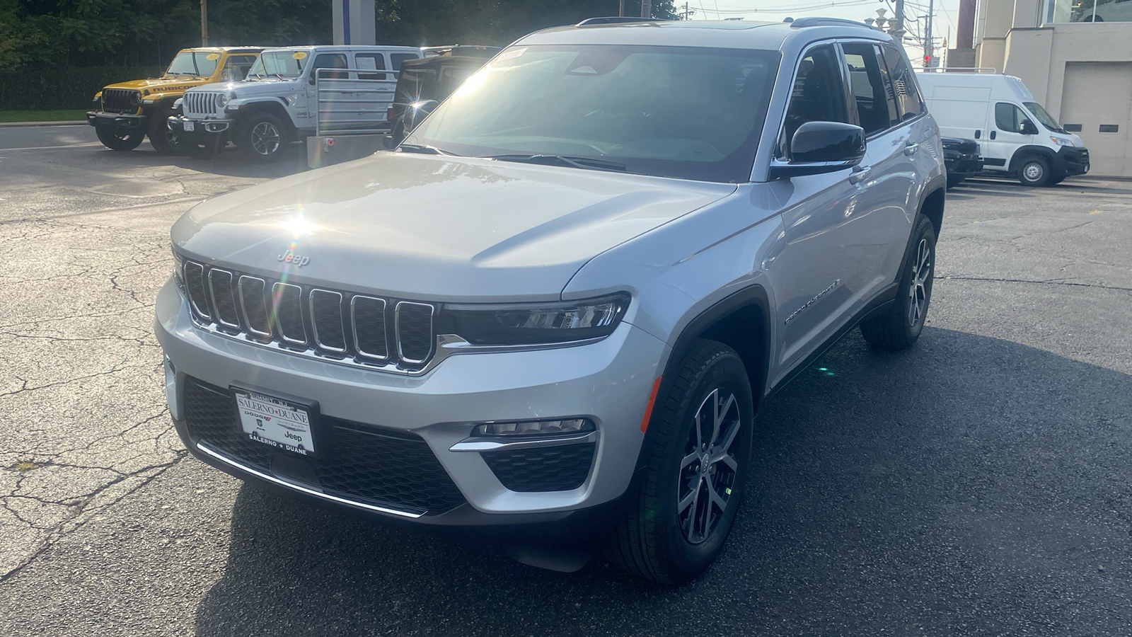 2024 Jeep Grand Cherokee Limited 3