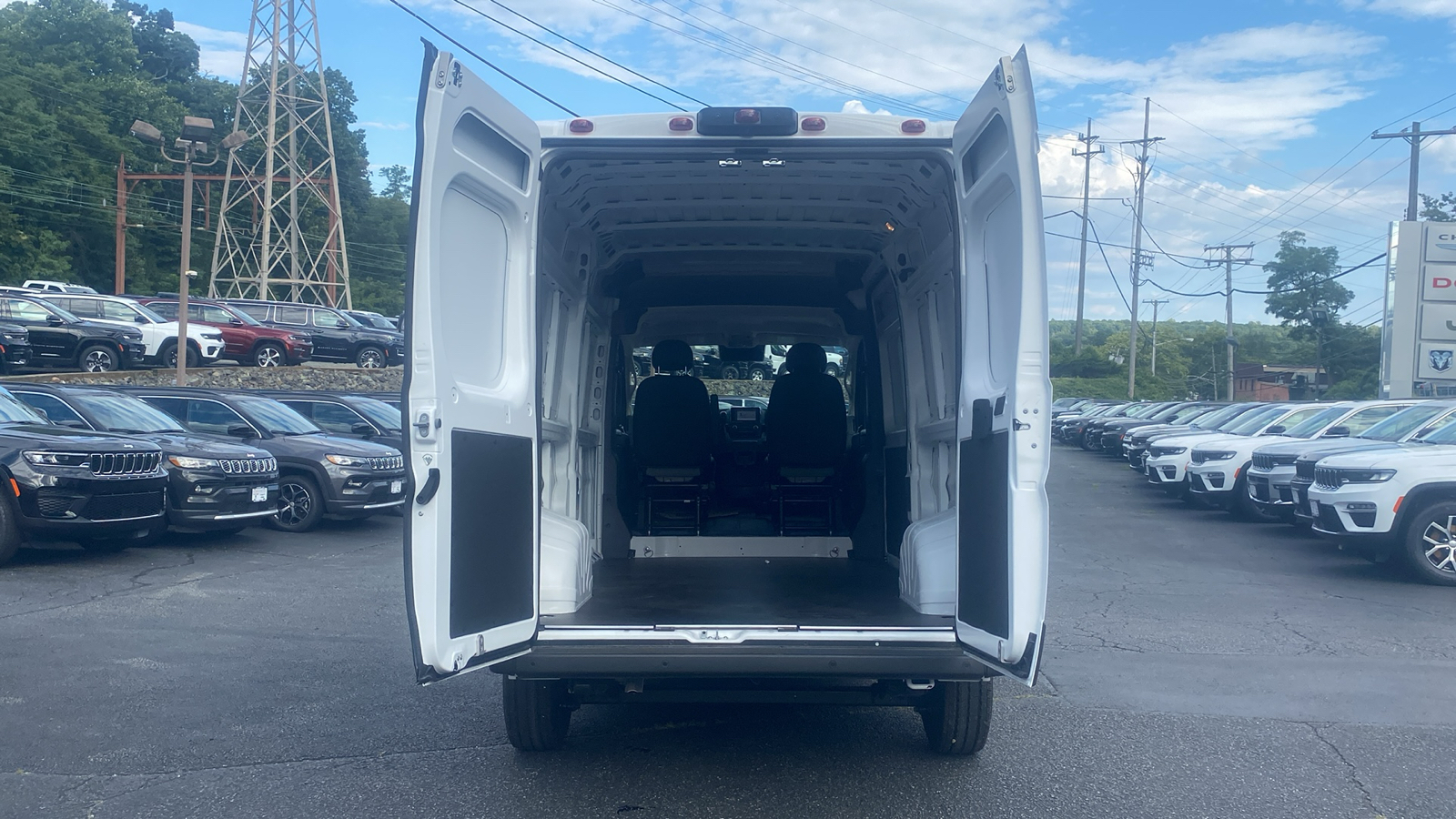 2024 Ram ProMaster Cargo Van Tradesman 23